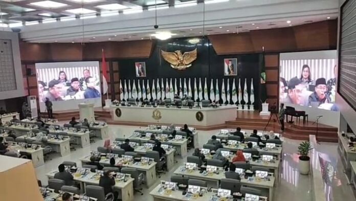 KDM Dinilai Lecehkan Legislatif