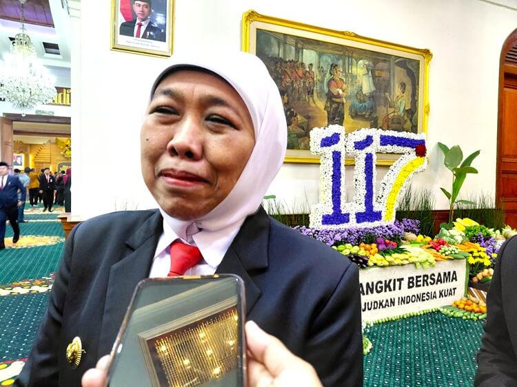 Khofifah Ajak Masyarakat Jatim Bangkit dan Berkreasi Bersama di Harkitnas