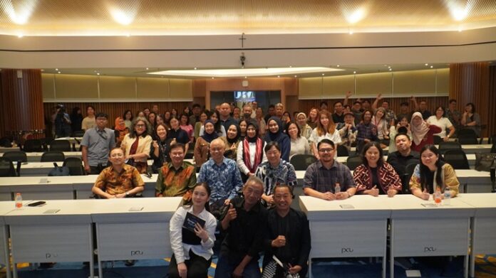 PCU Desain Fokus Integrasi Fisik dan Digital