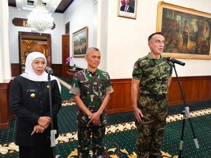 Khofifah Delegasi Atase Pertahanan