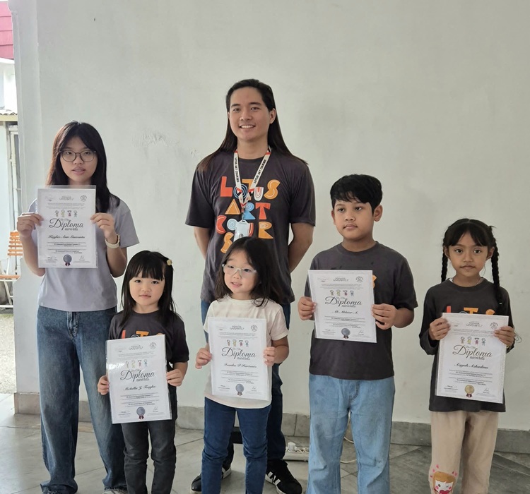 Lukisan Karya Anak Surabaya