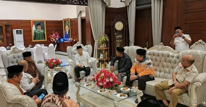 Presiden PKS Kunjungi Eri Cahyadi