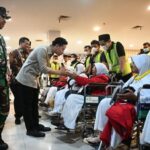 Wapres Gibran Tinjau Layanan Fast Track Makkah Route dan Lepas Jemaah Haji Embarkasi Surakarta.