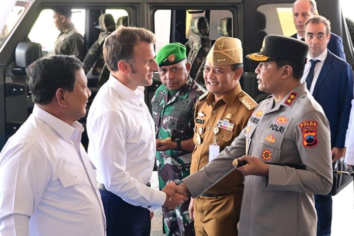 Presiden Macron Borobudur