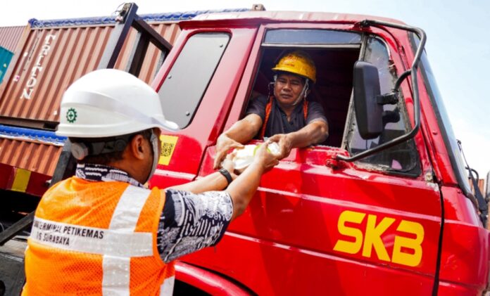 Terminal Petikemas Surabaya