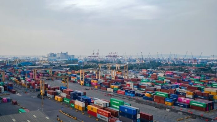 Peti Kemas TPS Meningkat