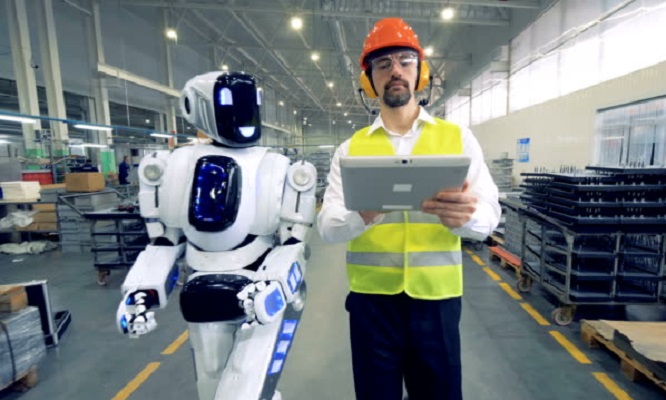 Pabrik iPhone Akui Bakal Ganti Manusia