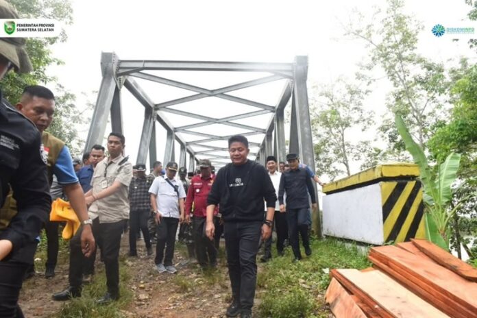 Jalan Muara Enim–PALI Sumsel