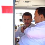 Satu Mobil, Satu Helikopter: Momen Keakraban Presiden Prabowo dan Presiden Macron Menuju Akmil Magelang.