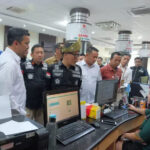 Wamenaker Larang Perusahaan Tahan Ijazah Karyawan, Sanksinya Gak Main-main