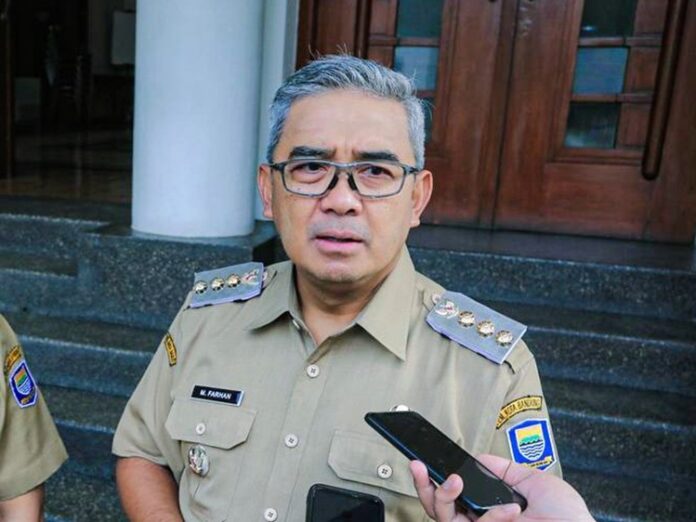 Walikota Farhan Rapat di Hotel