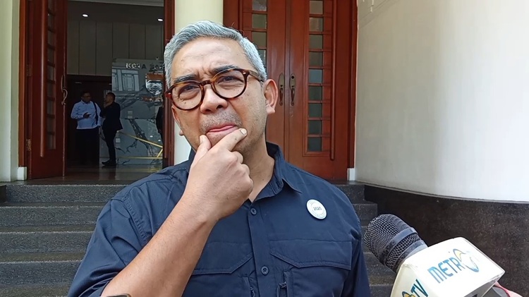 Walikota Farhan Tuding Ada Peran Orang Dalam Terkait Kasus Jual Beli Kursi SPMB di Kota Bandung