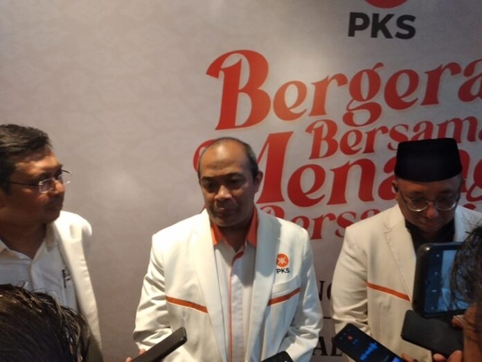 DPRD Jabar Rapat di Hotel