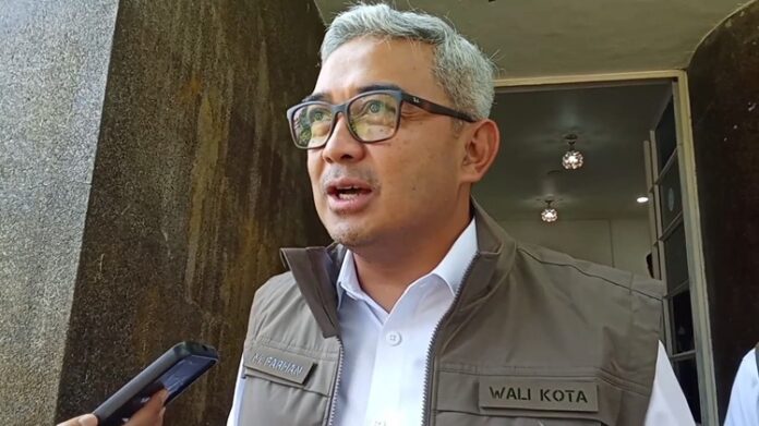 Parkir Liar Long Weekend