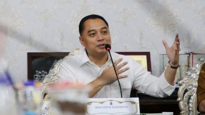 Jukir liar di Surabaya