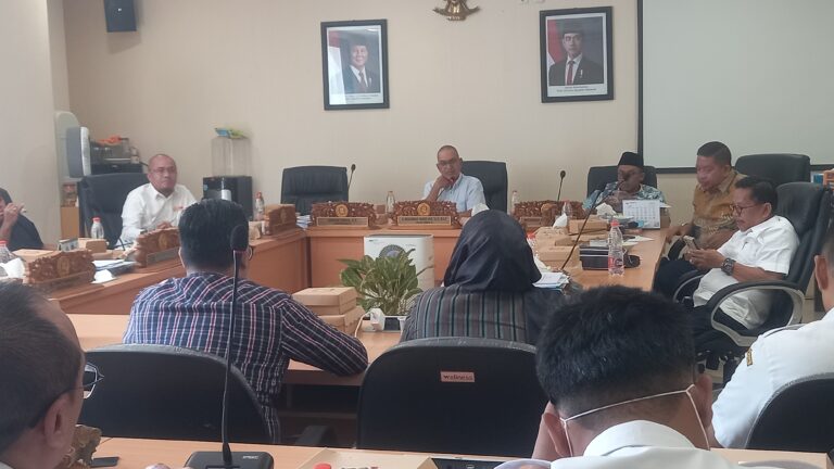 Alfamart Nilai Pajak Parkir Tak Adil, Komisi B Siapkan Revisi Perda