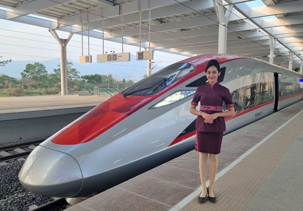 Tarif Kereta Cepat Whoosh