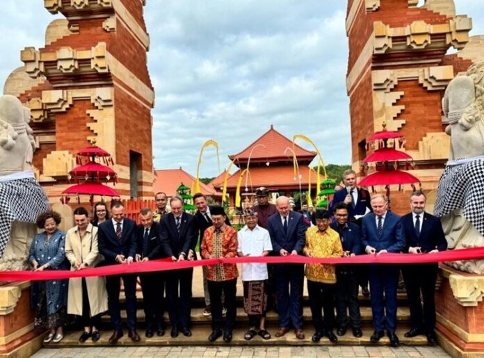 Pura Terbesar di Eropa