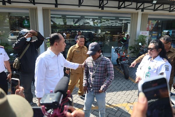Forum Madura Bakal Demo Eri Cahyadi Terkait Penertiban Parkir di Surabaya