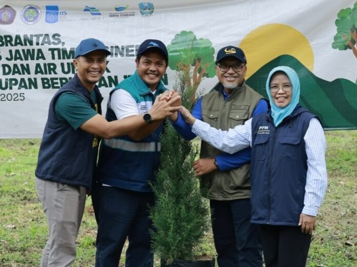 UNAIR PTN-BH Tanam Pohon