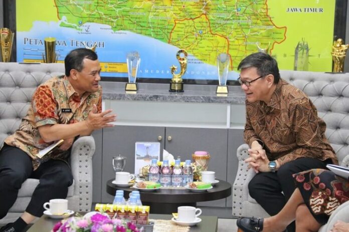 Dubes Singapura Ahmad Luthfi