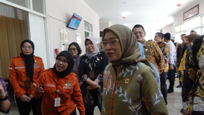 Pukesmas di Surabaya