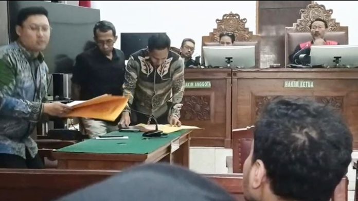 Digugat Advokat Asal Jember