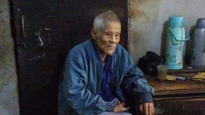 Kisah Kakek Aye Sutisna