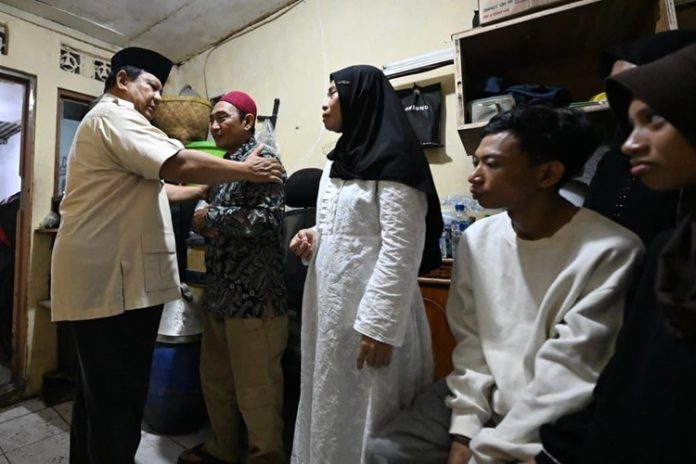 Prabowo Takziah Affan Kurniawan