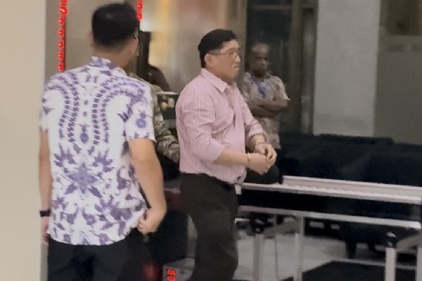 Rudy Ong Chandra Sampai Merangkak