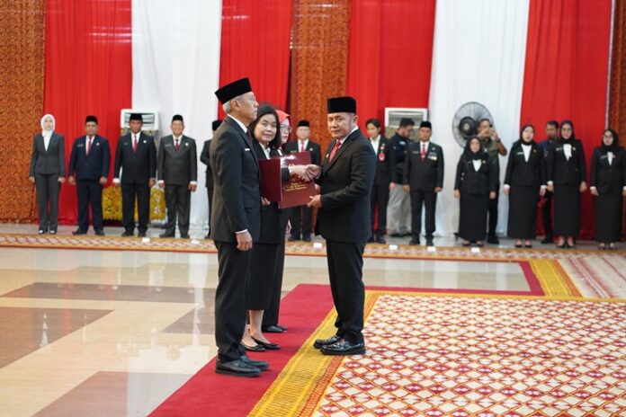 Gubernur Sumsel Satyalancana Karya Satya