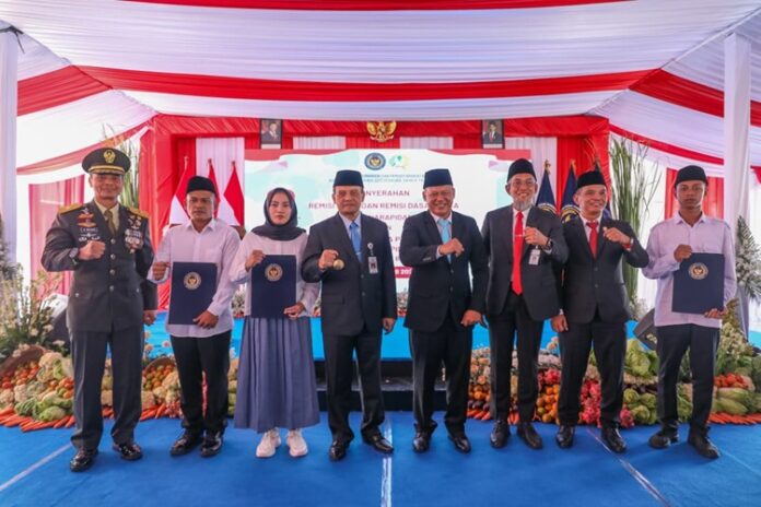 Gubernur Jateng HUT ke-80 RI