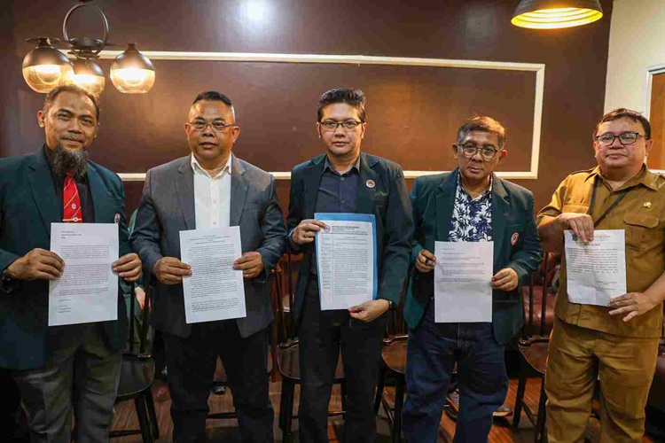 Penganiayaan Dokter RS BDH Surabaya