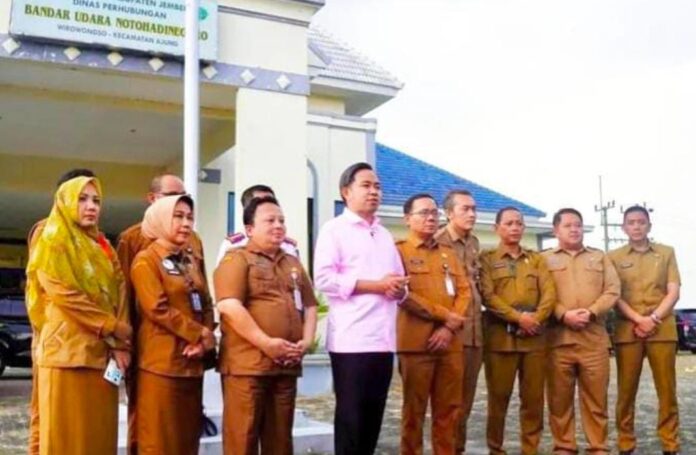 Bandara Notohadinegoro Bupati Jember M Fawait