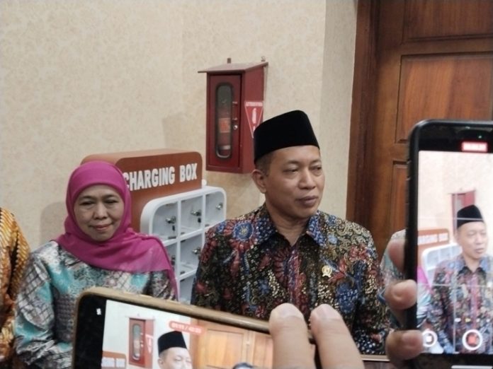 Menteri Koperasi Usaha Kuno