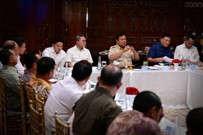 Prabowo Rapat MBG
