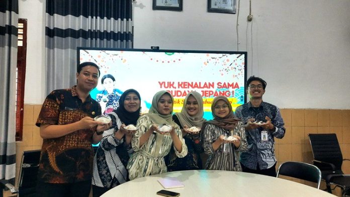 Praktik Bikin Onigiri Bojonegoro