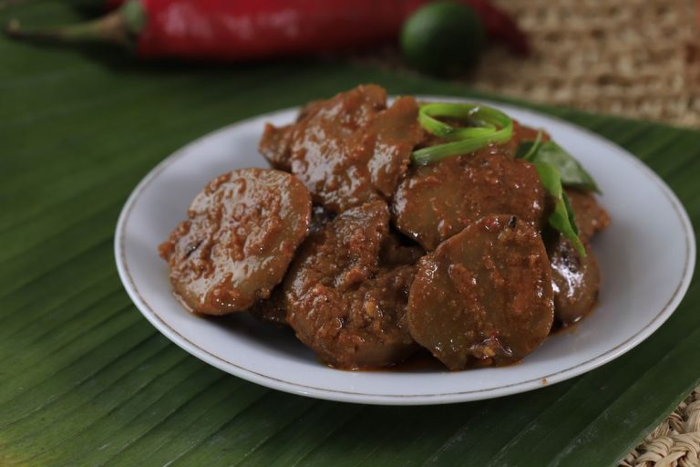 Semur Jengkol Empuk ala Betawi, Resep Rumahan yang Kaya Rasa