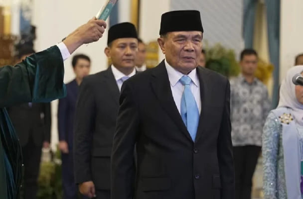 Djamari Chaniago Resmi Dilantik