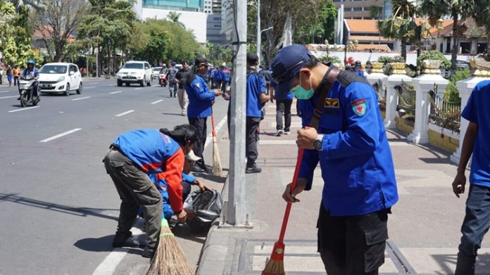 KSPSI Bersih-Bersih Grahadi