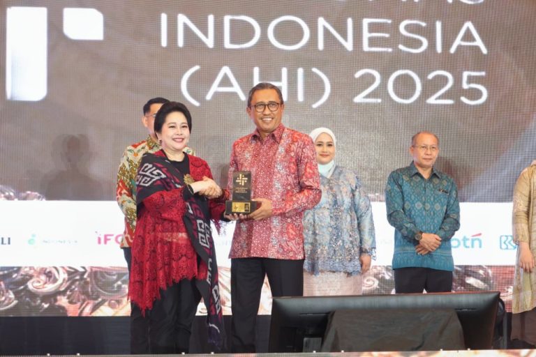 Aplikasi CIS Bawa Perumda Surya Sembada Raih Bronze Winner di Ajang AHI 2025