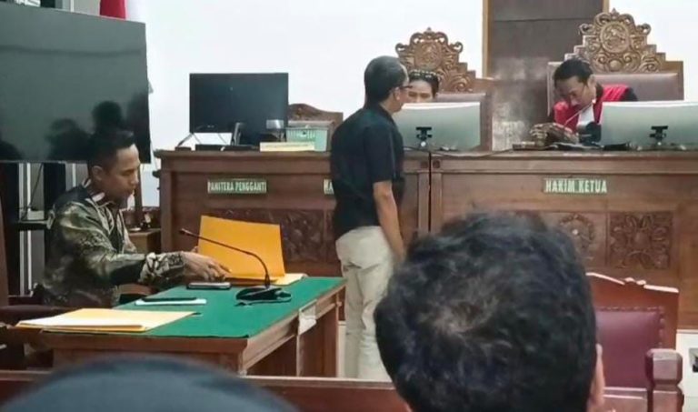 Silfester Tak Kunjung Dieksekusi, Lalu Kenapa Jaksa Agung Mangkir Lagi?