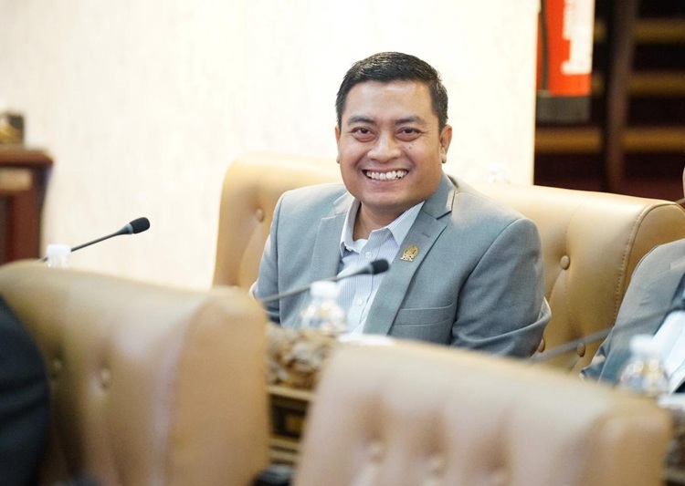 DPRD Apresiasi 330 Ribu Smart TV di Seluruh Sekolah Jawa Timur