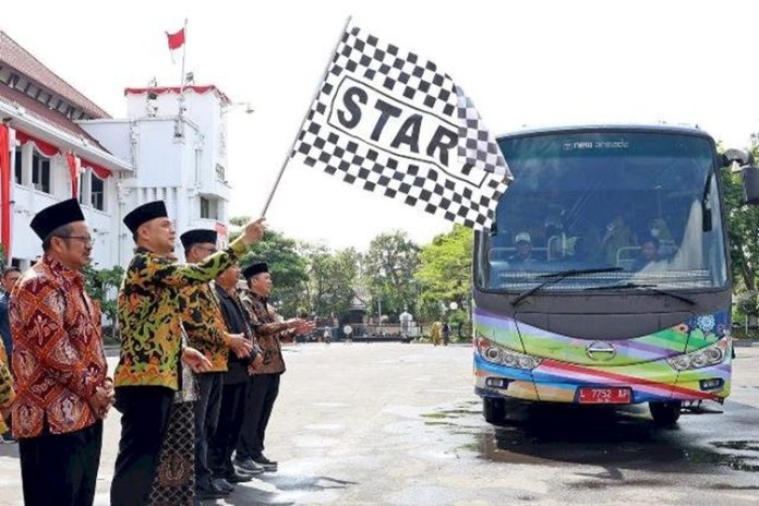 Kafilah MTQ Surabaya