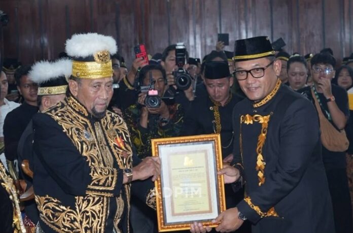 Wagub Kaltim Gelar Raden