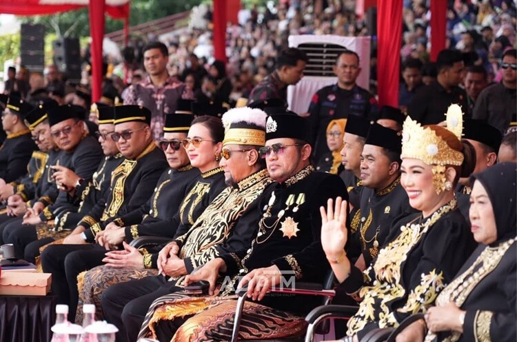Erau Adat Kutai 2025 Resmi Dibuka, Gubernur Kaltim: Momentum Jaga Marwah Peradaban Nusantara