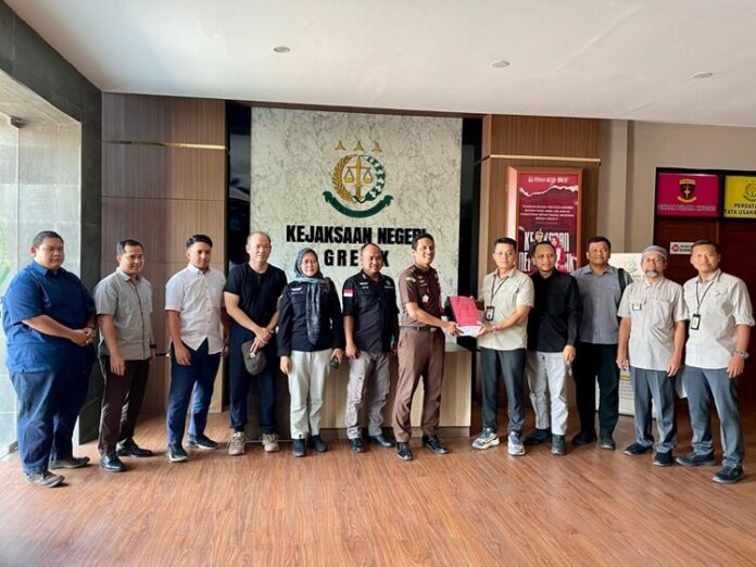 Direktur PT Mount Dreams