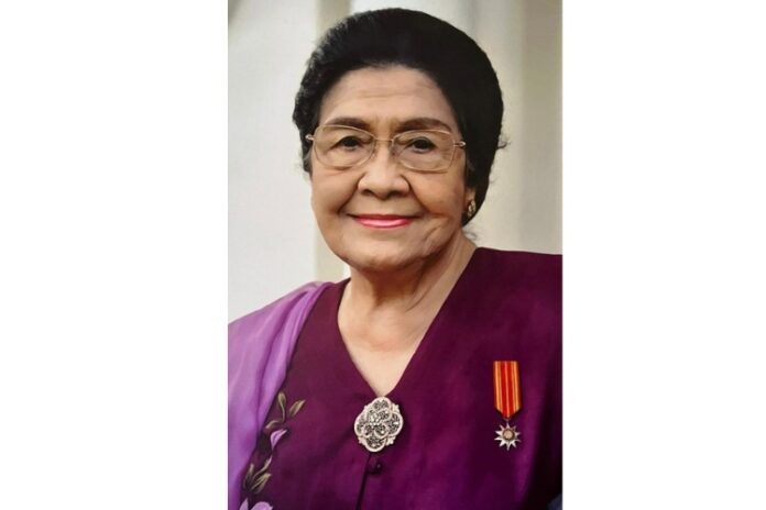 Istri Wapres ke-4 Karlinah meninggal