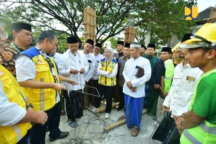 Kementerian PU Ponpes Lirboyo