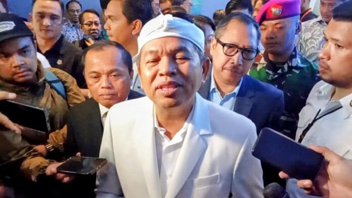 Dedi Mulyadi Minta Segera Umumkan Desa
